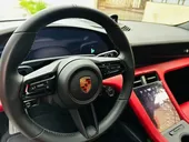 Porsche Taycan - Miniatura 10