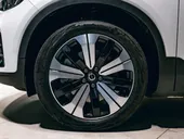 Volvo XC40 Recharge - Miniatura 17