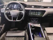 Audi E-tron - Miniatura 8