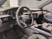 Audi E-tron - Miniatura 9