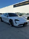 Porsche Taycan - Miniatura 3