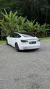 Tesla Model 3 - Miniatura 16