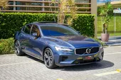 Volvo S60 T6 Plug-in Hybrid - Miniatura 3
