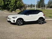 Volvo XC40 Recharge - Miniatura 3