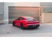 Porsche Taycan - Miniatura 6