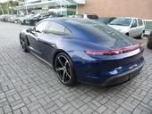 Porsche Taycan - Miniatura 8