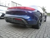 Porsche Taycan - Miniatura 10