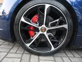 Porsche Taycan - Miniatura 13
