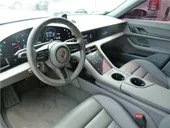 Porsche Taycan - Miniatura 17