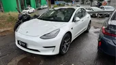 Tesla Model 3 - Miniatura 10