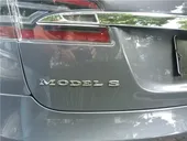 Tesla Model S - Miniatura 11