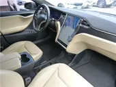 Tesla Model S - Miniatura 19