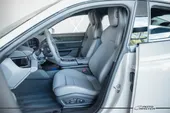 Porsche Taycan - Miniatura 7