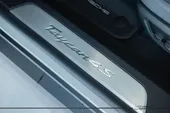 Porsche Taycan - Miniatura 20