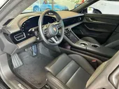 Porsche Taycan - Miniatura 10