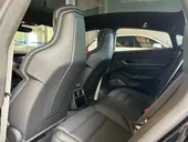Porsche Taycan - Miniatura 16
