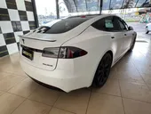 Tesla Model S - Miniatura 14