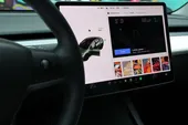 Tesla Model 3 - Miniatura 11