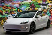 Tesla Model 3 - Miniatura 6