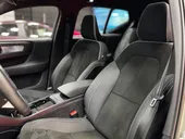 Volvo XC40 Recharge - Miniatura 14