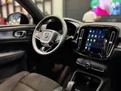 Volvo XC40 Recharge - Miniatura 18