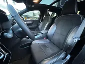 Volvo XC40 Recharge - Miniatura 10