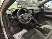 Volvo XC40 Recharge - Miniatura 3