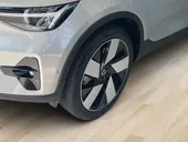 Volvo XC40 Recharge - Miniatura 10