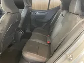 Volvo XC40 Recharge - Miniatura 15