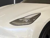 Tesla Model Y - Miniatura 11