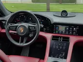Porsche Taycan - Miniatura 9