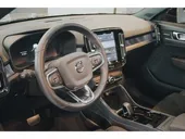 Volvo XC40 Recharge - Miniatura 10