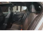 Volvo XC40 Recharge - Miniatura 12