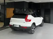 Volvo XC40 Recharge - Miniatura 2