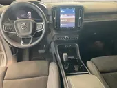 Volvo XC40 Recharge - Miniatura 8