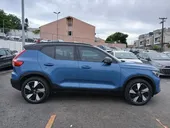 Volvo XC40 Recharge - Miniatura 2