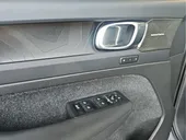 Volvo XC40 Recharge - Miniatura 16