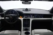 Porsche Taycan - Miniatura 3