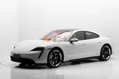 Porsche Taycan - Miniatura 11