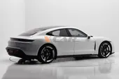 Porsche Taycan - Miniatura 19