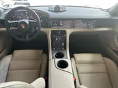 Porsche Taycan - Miniatura 7