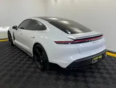 Porsche Taycan - Miniatura 7