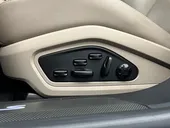 Porsche Taycan - Miniatura 20