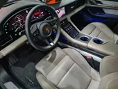 Porsche Taycan - Miniatura 12