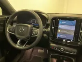 Volvo XC40 Recharge - Miniatura 17