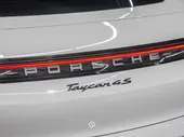 Porsche Taycan - Miniatura 13