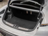 Porsche Taycan - Miniatura 14