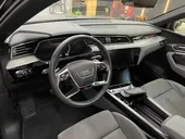 Audi E-tron - Miniatura 14