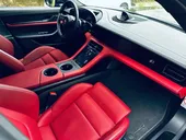 Porsche Taycan - Miniatura 6