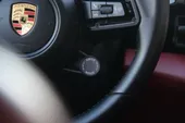 Porsche Taycan - Miniatura 7